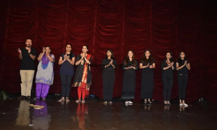 Lets Sway Dance Studio